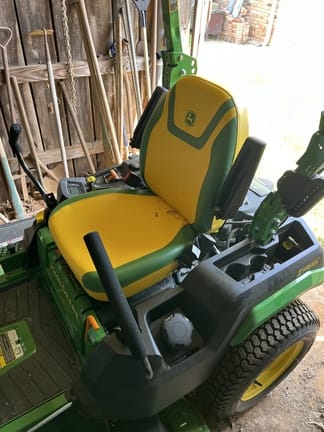 2026 John Deere Z530R Equipment Image0