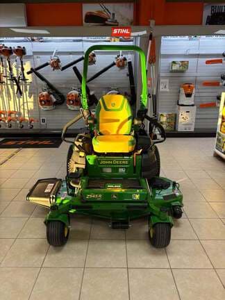 Image of John Deere Z545R equipment image 1