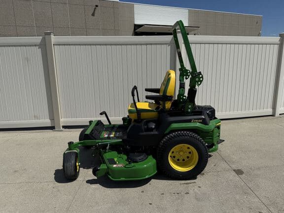 Image of John Deere Z545R equipment image 1