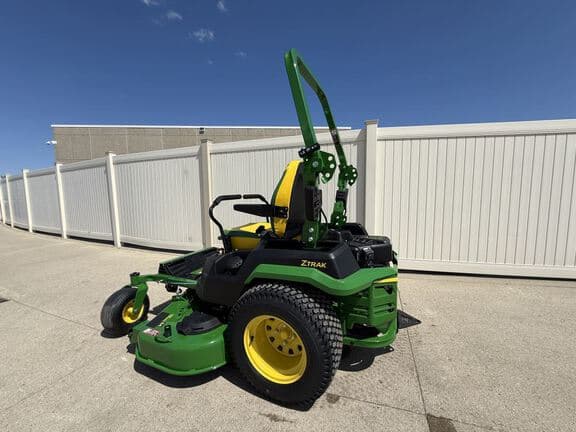 Image of John Deere Z545R equipment image 3