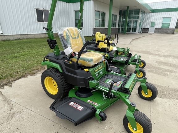 2026 John Deere Z545R Equipment Image0