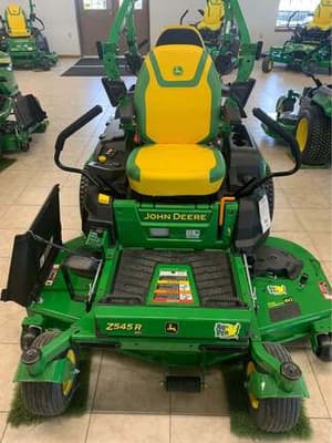 2026 John Deere Z545R Image