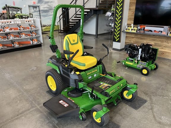 2026 John Deere Z545R Equipment Image0