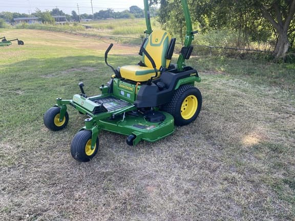 Image of John Deere Z545R equipment image 1