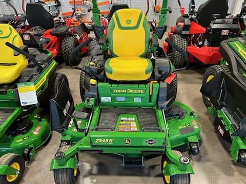 Image of John Deere Z545R equipment image 1