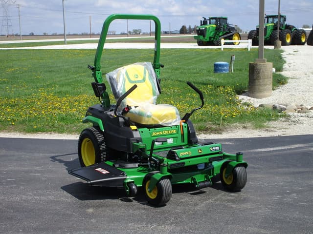 Image of John Deere Z545R equipment image 2