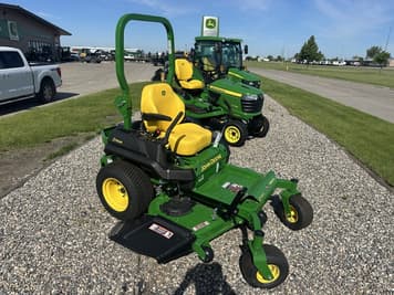 Main image John Deere Z720E