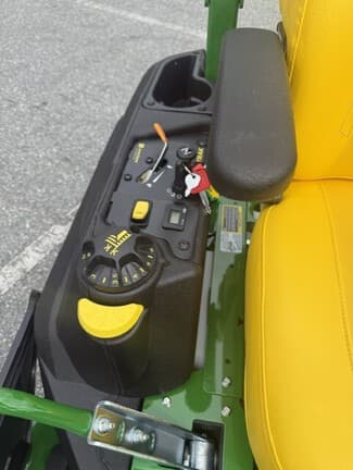 Image of John Deere Z730M equipment image 2