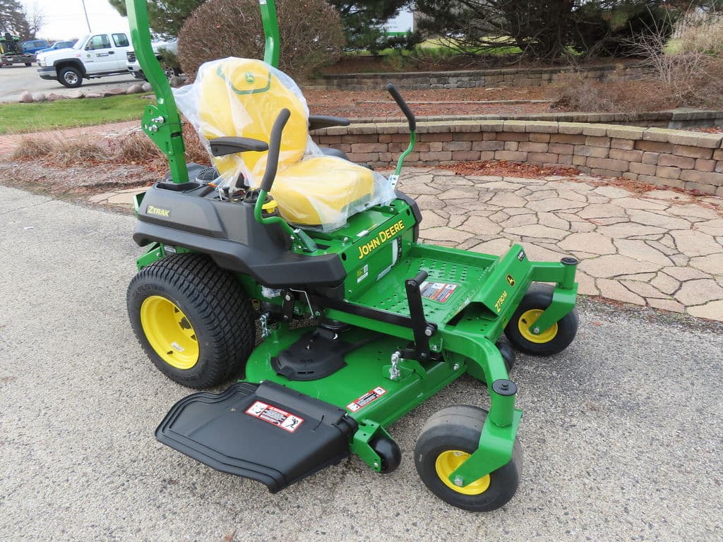 Image of John Deere Z730M Image 1