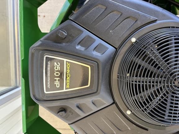 Image of John Deere Z735M equipment image 4