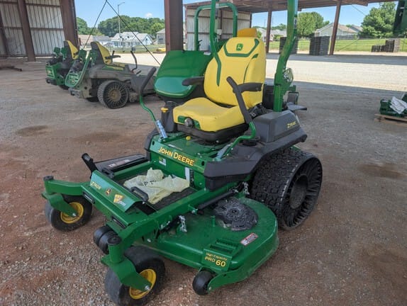 2026 John Deere Z740R Equipment Image0
