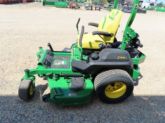 Image of John Deere Z760R equipment image 4