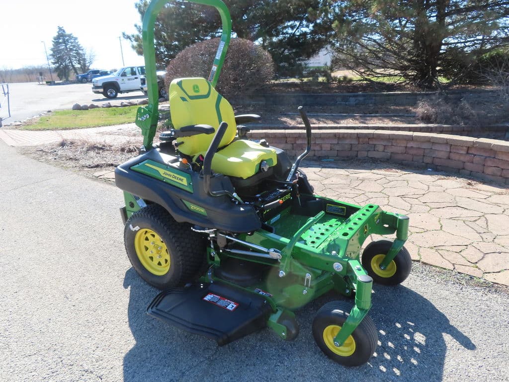 Image of John Deere Z920M Image 0