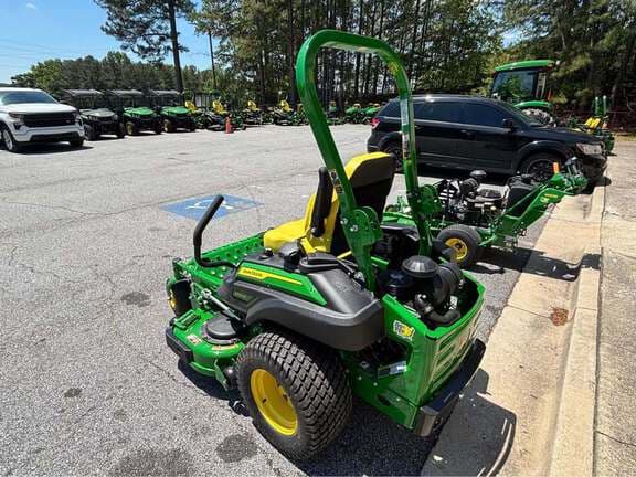 Image of John Deere Z920M equipment image 3
