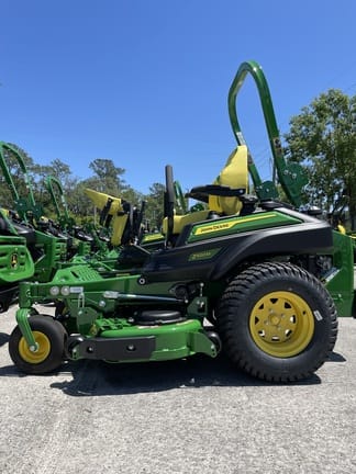 2026 John Deere Z920M Equipment Image0