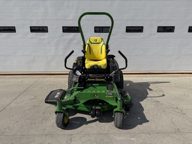 Image of John Deere Z920M equipment image 1