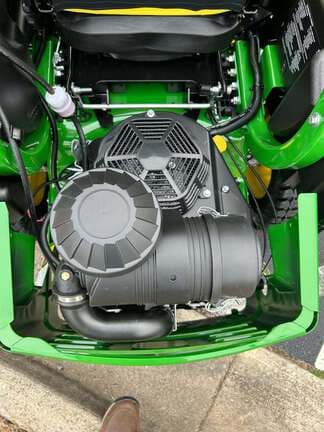 Image of John Deere Z920M equipment image 4