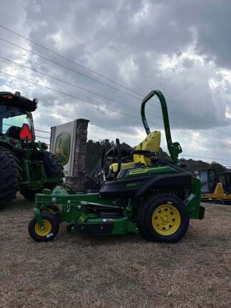 Image of John Deere Z920M equipment image 1