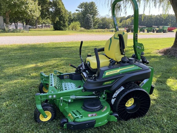 2026 John Deere Z930M Equipment Image0