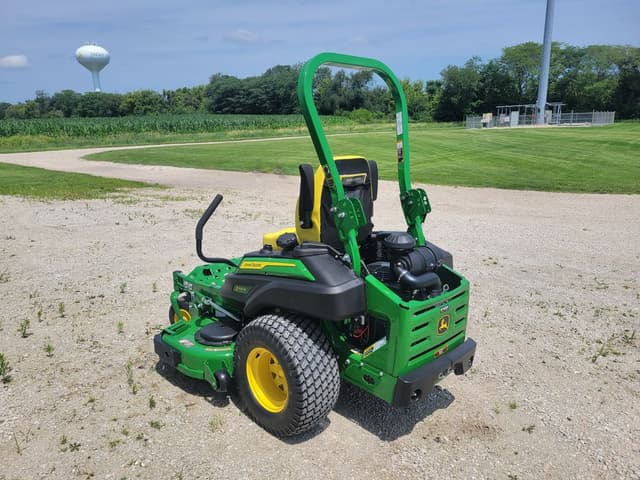 Image of John Deere Z930M equipment image 3