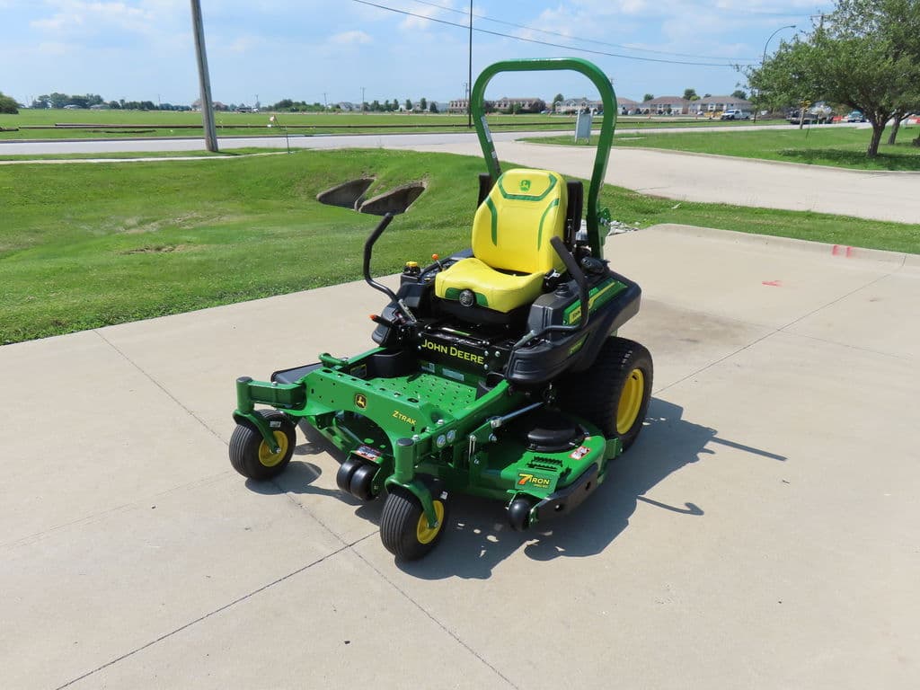 Image of John Deere Z930M Primary image