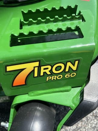 Image of John Deere Z930M equipment image 3