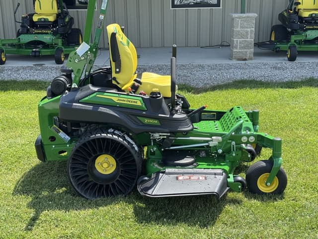 Image of John Deere Z930M equipment image 3