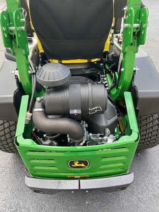 Image of John Deere Z930M equipment image 3