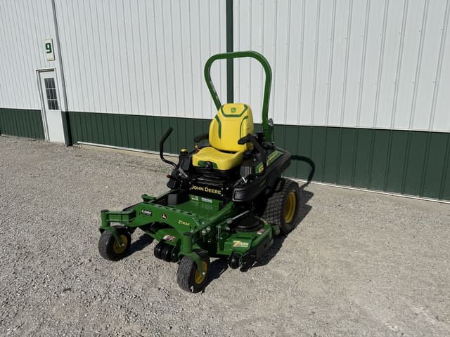 Image of John Deere Z930M equipment image 1