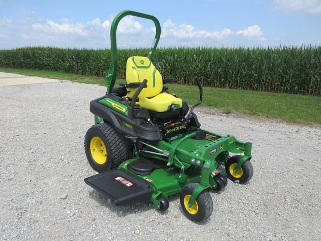 Image of John Deere Z930M equipment image 1