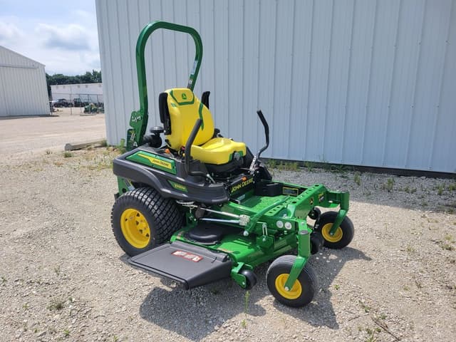 Image of John Deere Z930M equipment image 1