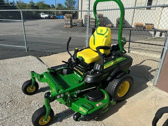 2026 John Deere Z930M Equipment Image0