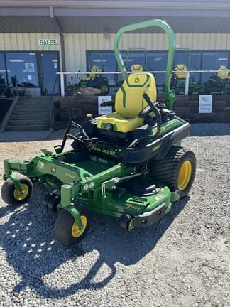 Image of John Deere Z930M equipment image 1