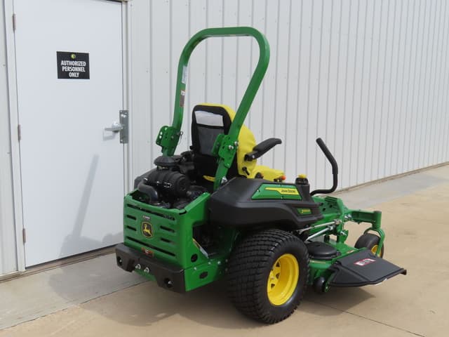 Image of John Deere Z930M equipment image 3