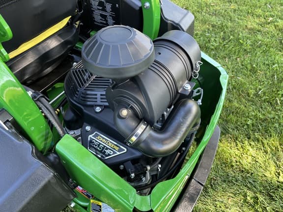 Image of John Deere Z930M equipment image 2
