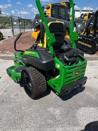 Image of John Deere Z930M equipment image 4