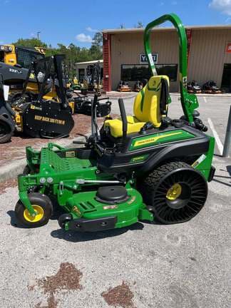 Image of John Deere Z930M equipment image 1