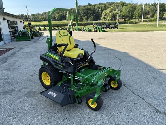 Image of John Deere Z930M Image 1