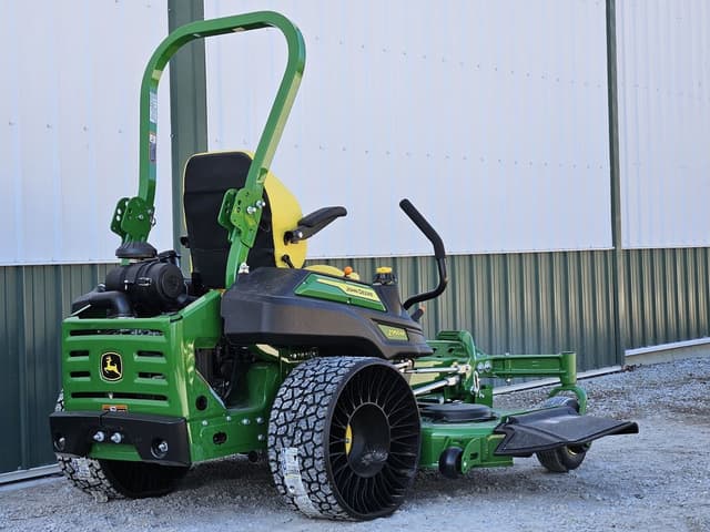 Image of John Deere Z950M equipment image 3