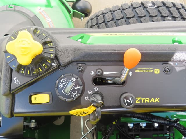 Image of John Deere Z950M equipment image 3