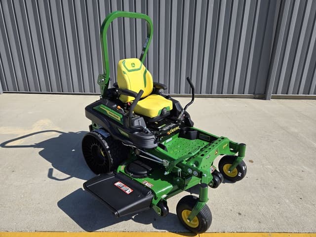 Image of John Deere Z950M equipment image 1