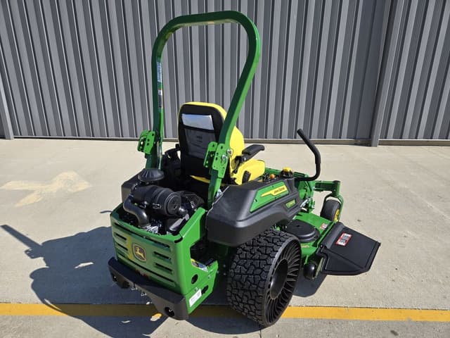 Image of John Deere Z950M equipment image 2