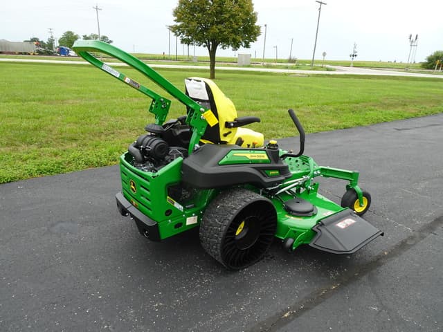 Image of John Deere Z950M equipment image 1