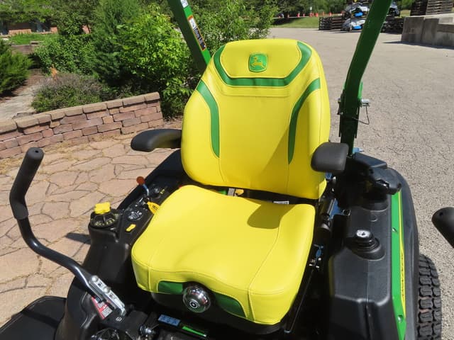 Image of John Deere Z950M equipment image 4