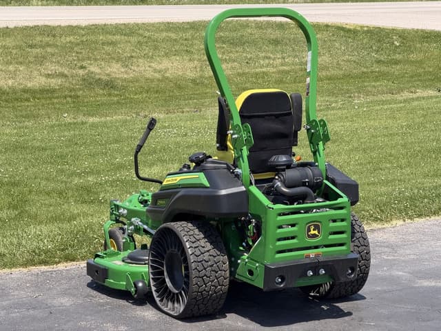 Image of John Deere Z950R equipment image 1