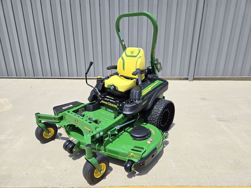 Image of John Deere Z950R Primary image