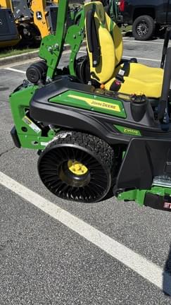 Image of John Deere Z955M equipment image 3