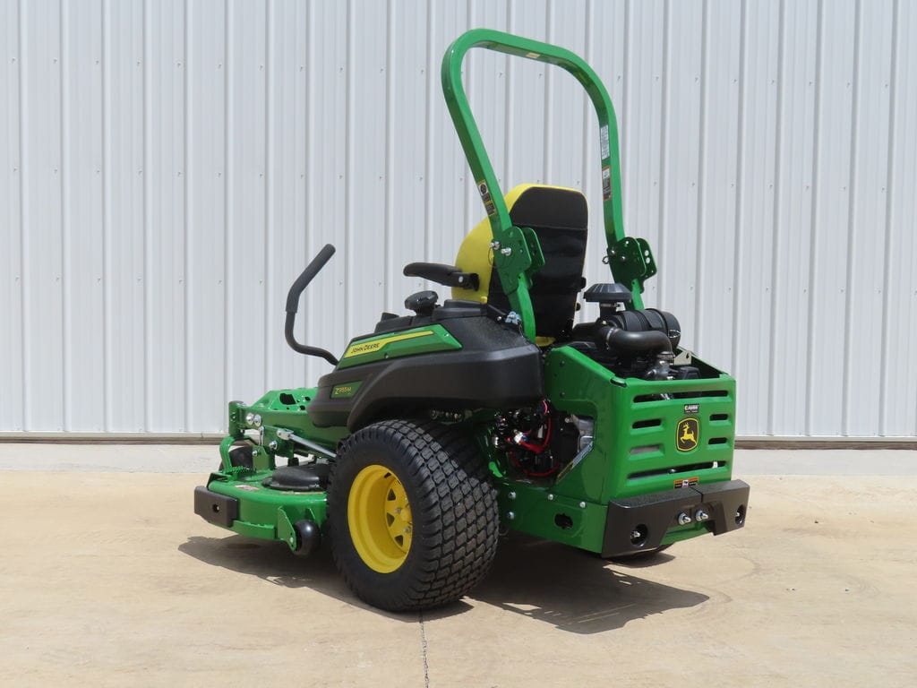 2026 John Deere Z955M Equipment Image0