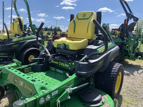 2026 John Deere Z955M Equipment Image0