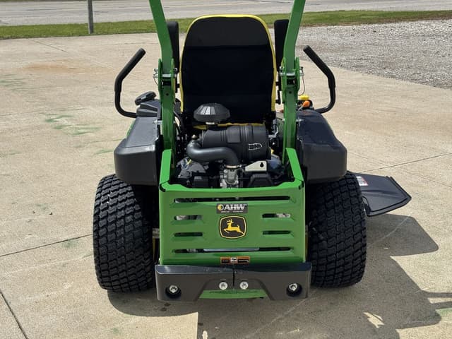 Image of John Deere Z955M equipment image 4